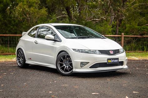 civic type r 100-200|Honda civic type R FN2 100.